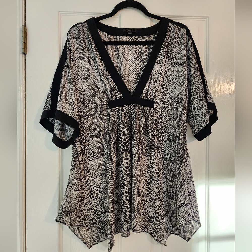 Rachel Zoe maternity top Animal Print